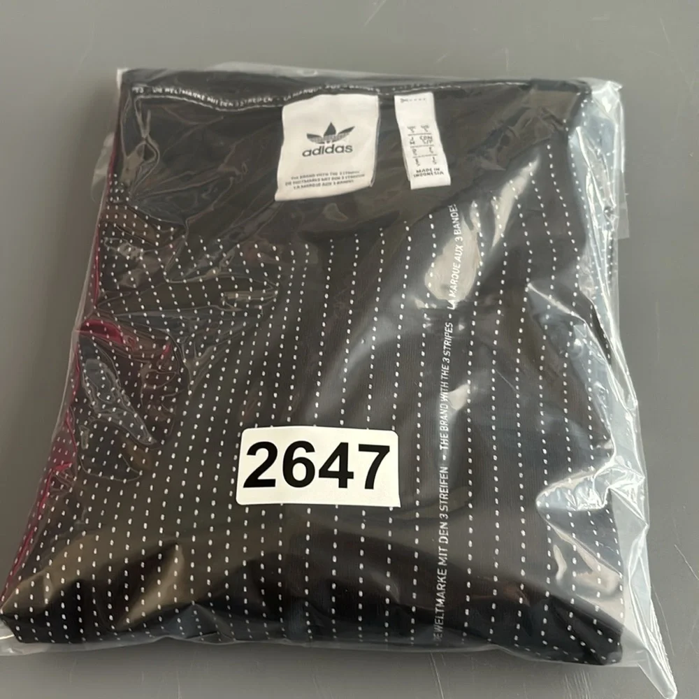 ADIDAS Black Tee Size S